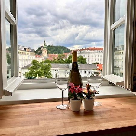 Panorama Schlossberg & Jacuzzi 格拉茨 外观 照片