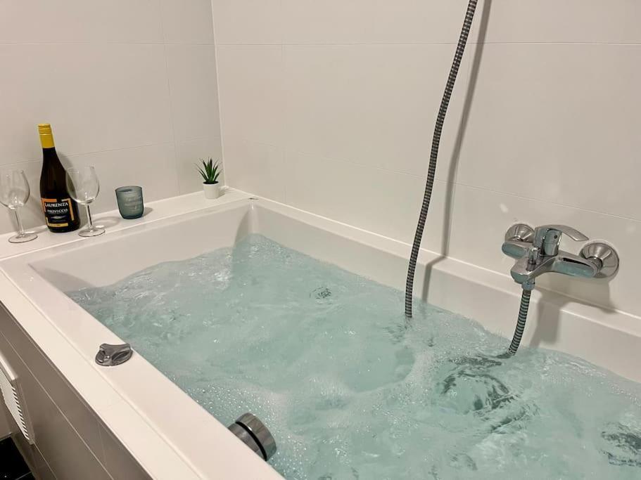 Panorama Schlossberg & Jacuzzi 格拉茨 外观 照片