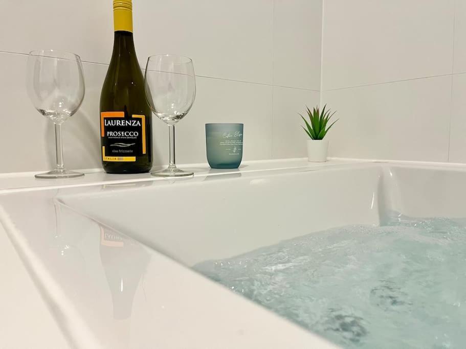 Panorama Schlossberg & Jacuzzi 格拉茨 外观 照片